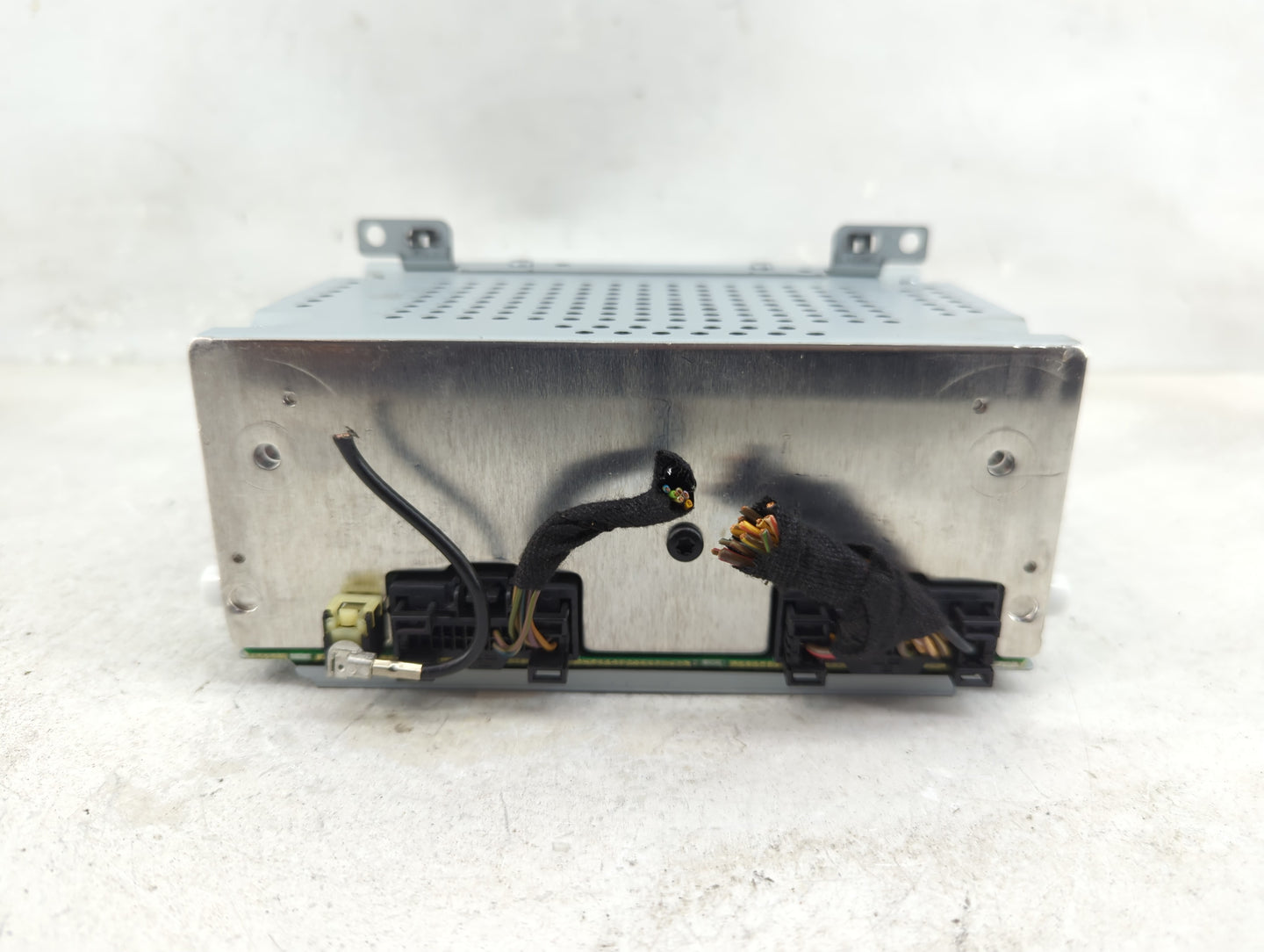2015-2016 Ford Focus Radio AM FM Cd Player Receiver Replacement P/N:FM5T-19C107-HC Fits Fits 2015 2016 OEM Used Auto Parts -