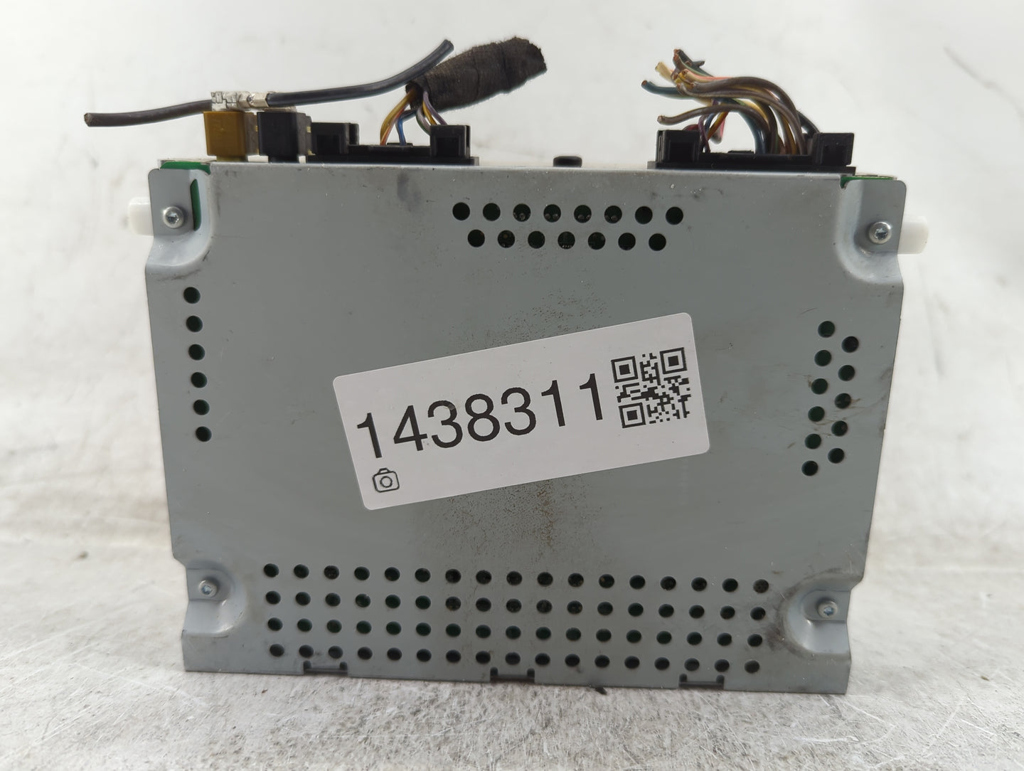 2015 Ford Focus Radio AM FM Cd Player Receiver Replacement P/N:FM5T-19C107-GB Fits OEM Used Auto Parts - Oemusedautoparts1.c