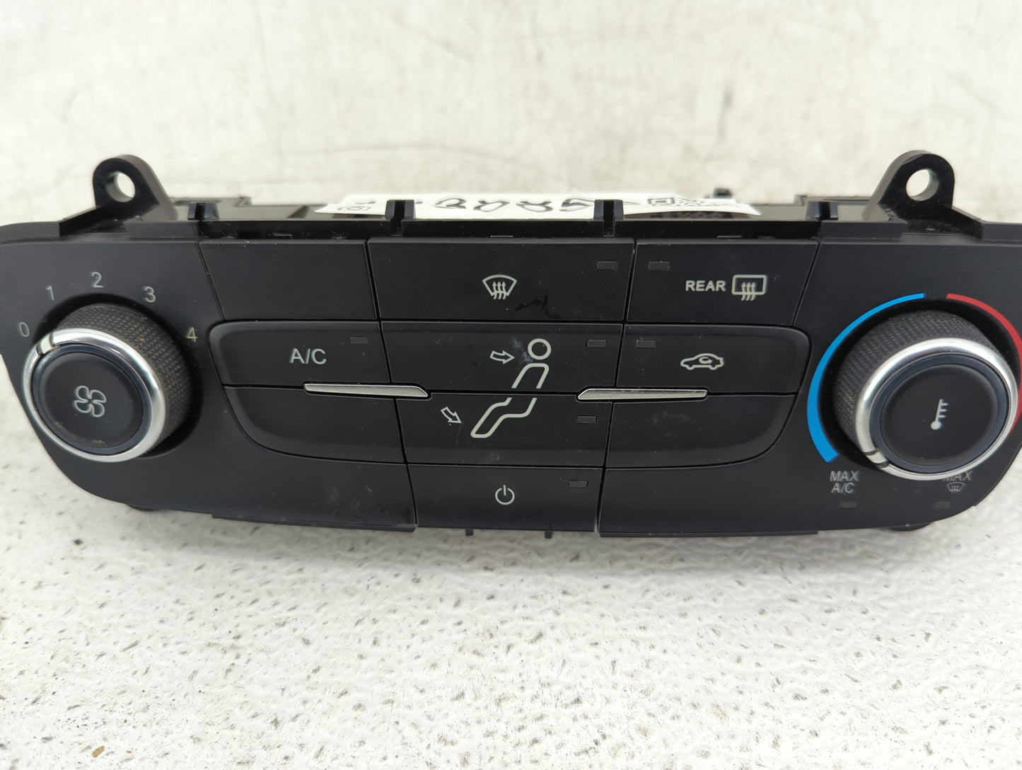 2015-2018 Ford Focus Climate Control Module Temperature AC/Heater Replacement P/N:F1ET-19980-JF Fits Fits 2015 2016 2017 201