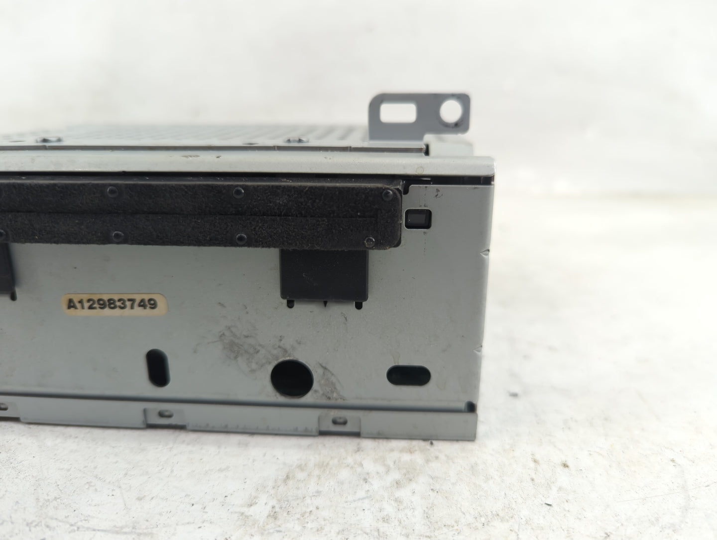 2015-2016 Ford Focus Radio AM FM Cd Player Receiver Replacement P/N:FM5T-19C107-KC Fits Fits 2015 2016 OEM Used Auto Parts -