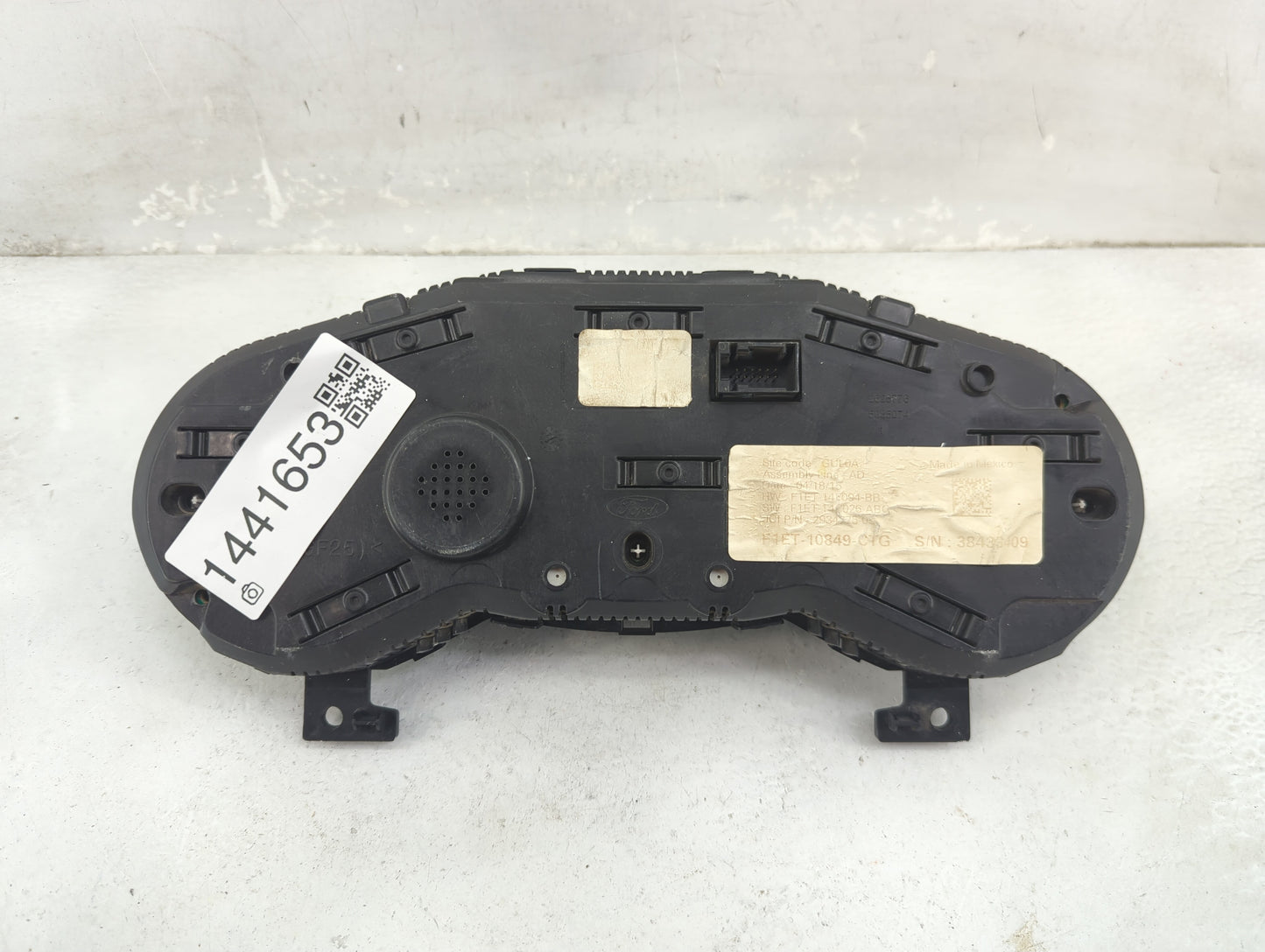 2015 Ford Focus Instrument Cluster Speedometer Gauges P/N:F1ET-10849-CTG F1ET-14B094-BB, F1ET-14C026-ABG, 29347775 Fits OEM 
