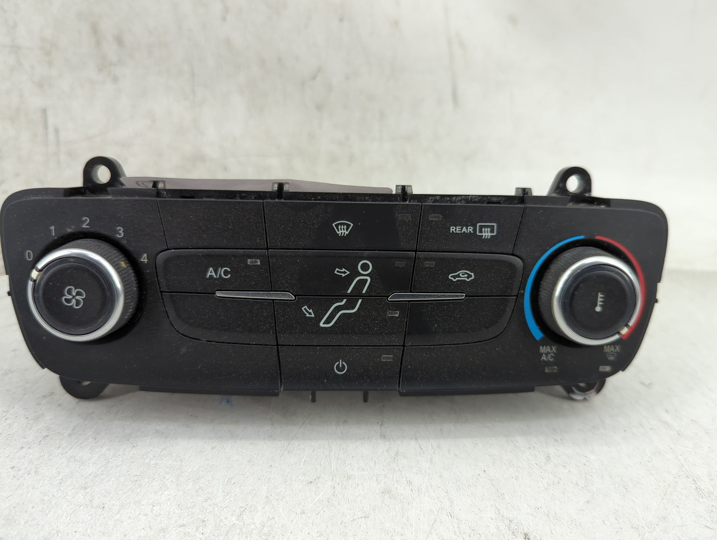2015-2018 Ford Focus Climate Control Module Temperature AC/Heater Replacement P/N:F1ET-19980-JF Fits Fits 2015 2016 2017 201