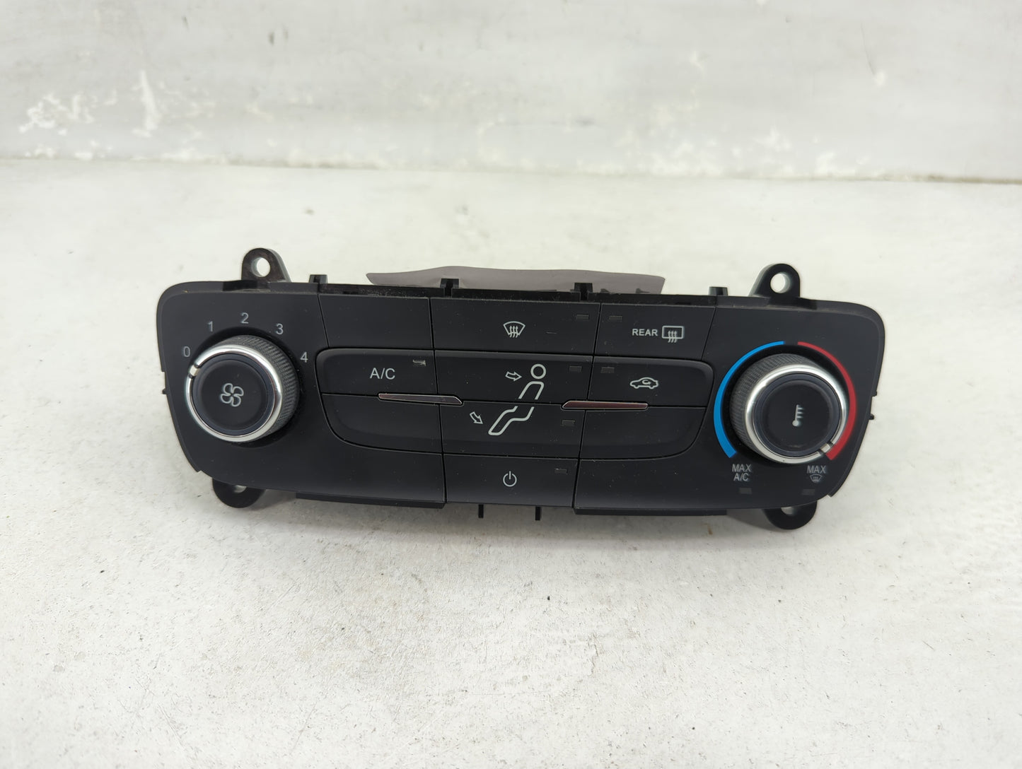 2015-2018 Ford Focus Climate Control Module Temperature AC/Heater Replacement P/N:F1ET-19980-JF F1ET 18549 Fits OEM Used Aut