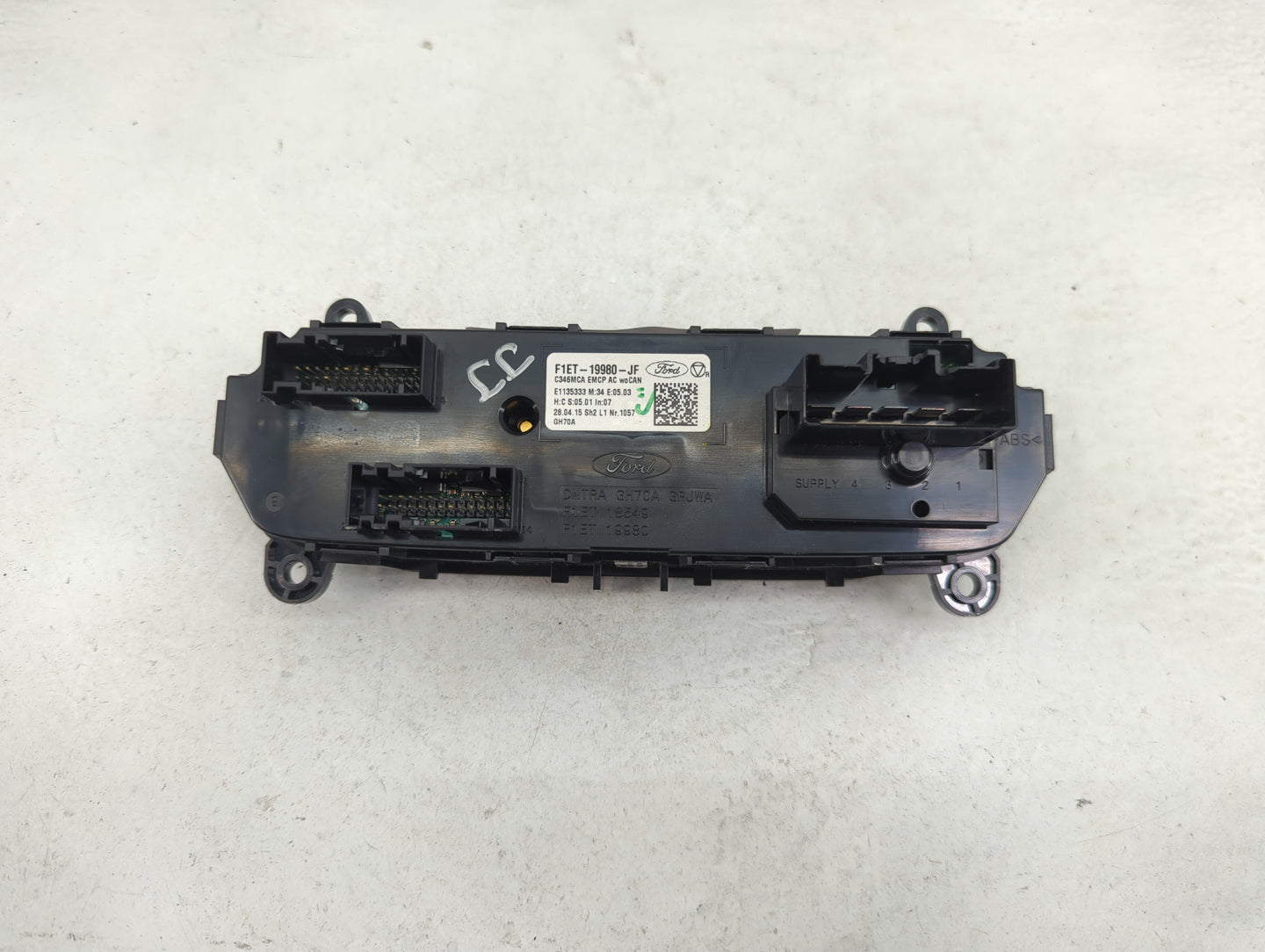 2015-2018 Ford Focus Climate Control Module Temperature AC/Heater Replacement P/N:F1ET-19980-JF F1ET 18549 Fits OEM Used Aut