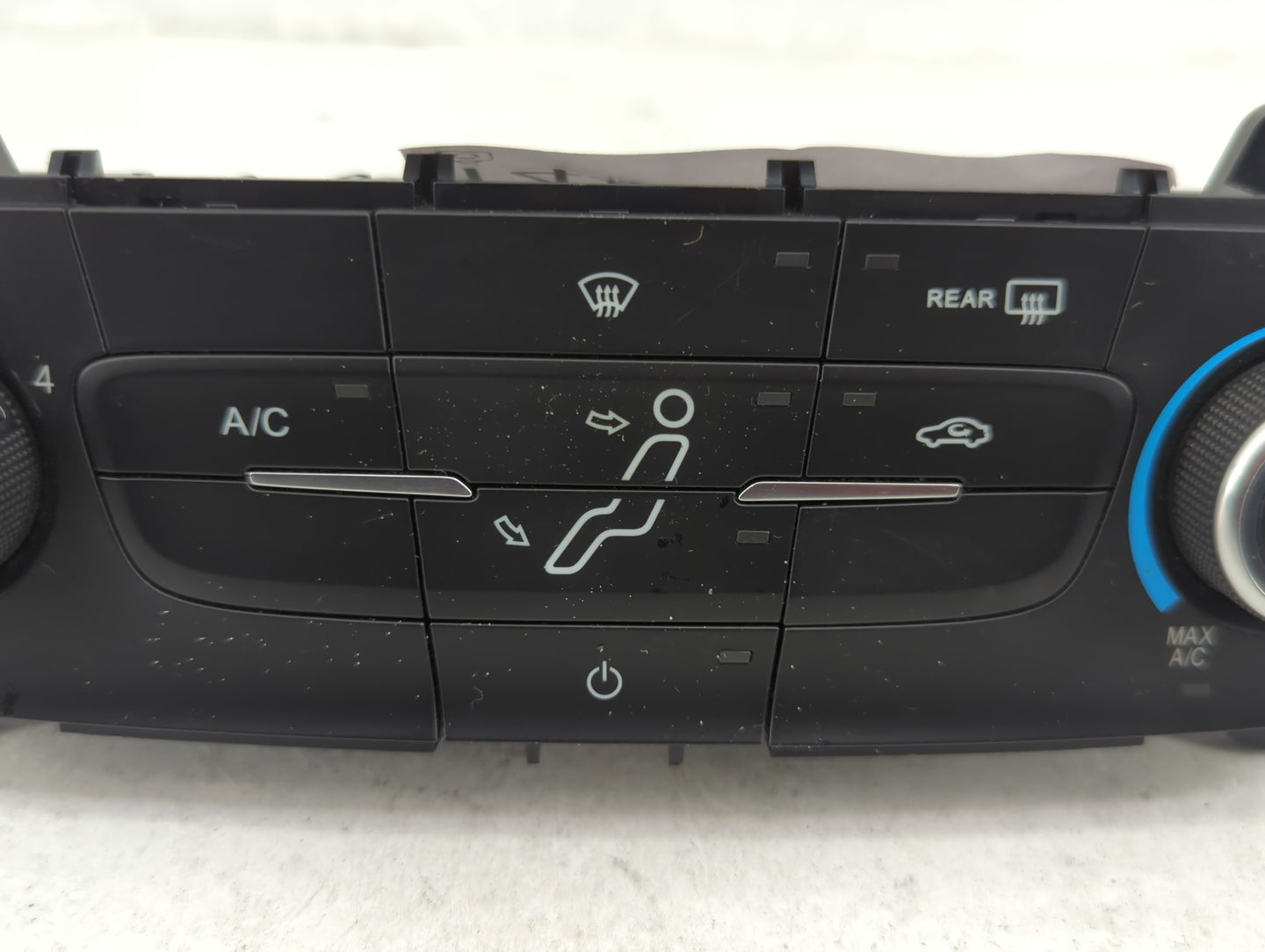 2015-2018 Ford Focus Climate Control Module Temperature AC/Heater Replacement P/N:F1ET-19980-JF Fits Fits 2015 2016 2017 201