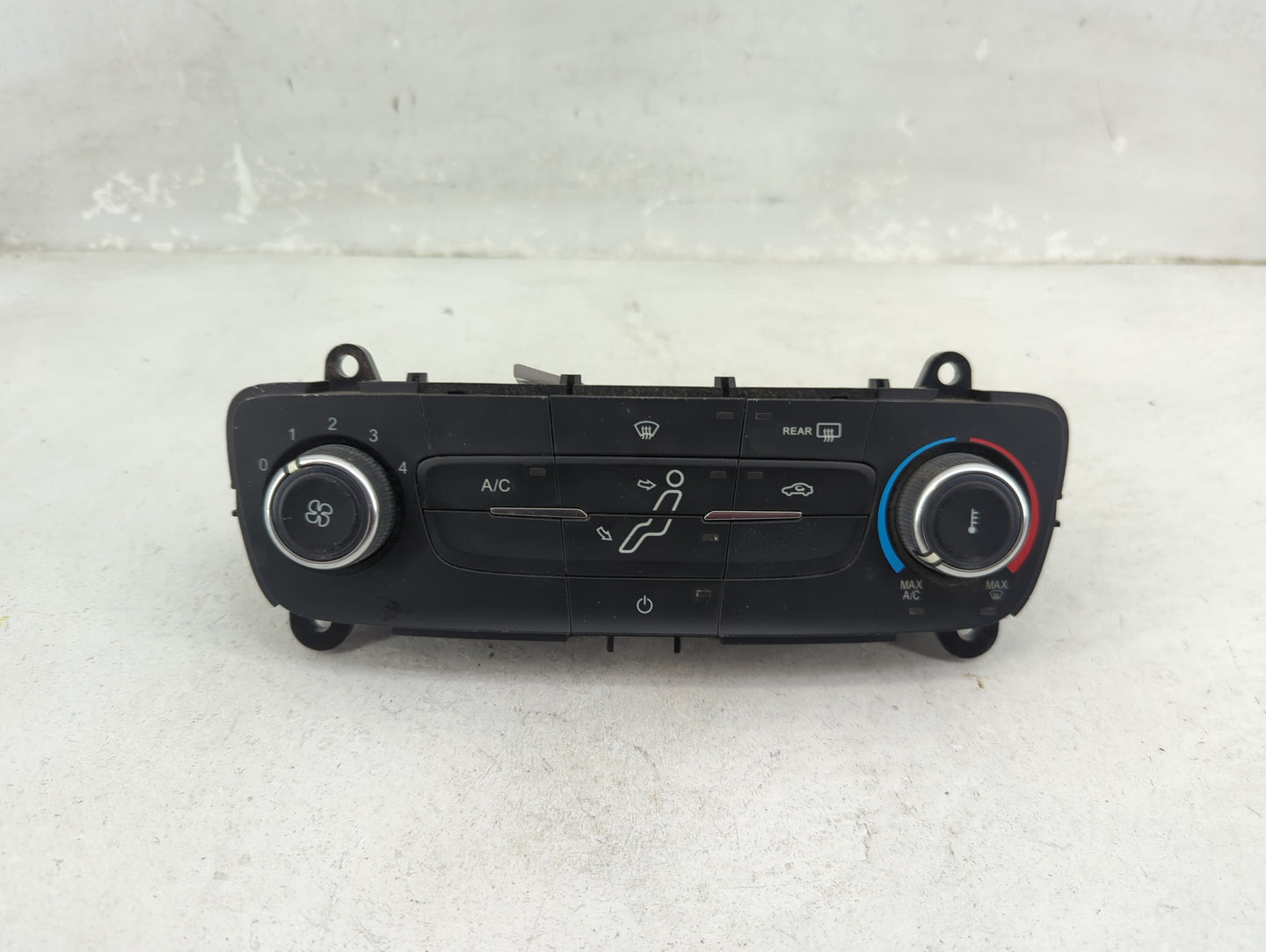 2015-2018 Ford Focus Climate Control Module Temperature AC/Heater Replacement P/N:F1ET-19980-JE F1ET-18549 Fits OEM Used Aut