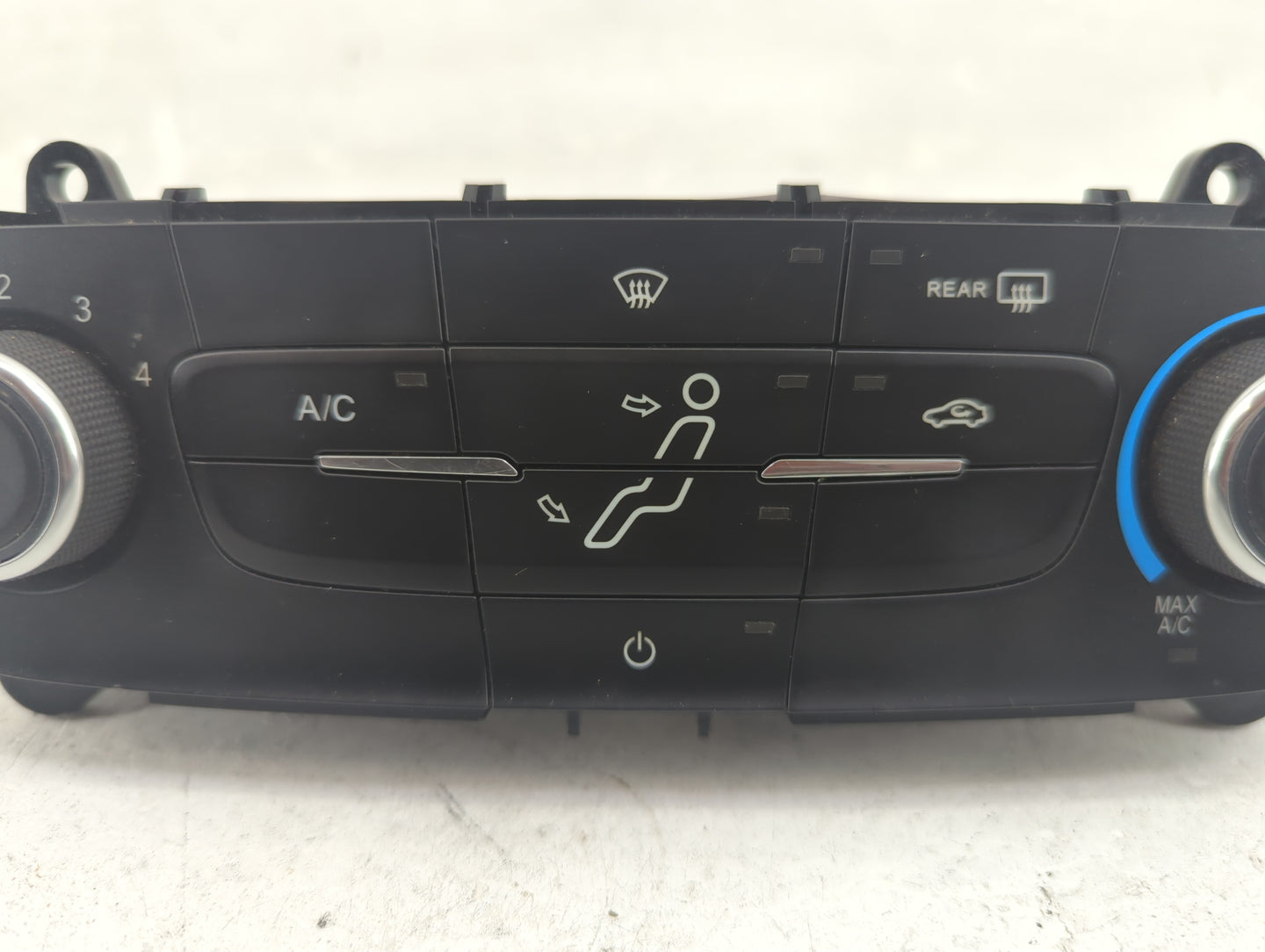 2015-2018 Ford Focus Climate Control Module Temperature AC/Heater Replacement P/N:DM5TRA GH70A Fits Fits 2015 2016 2017 2018