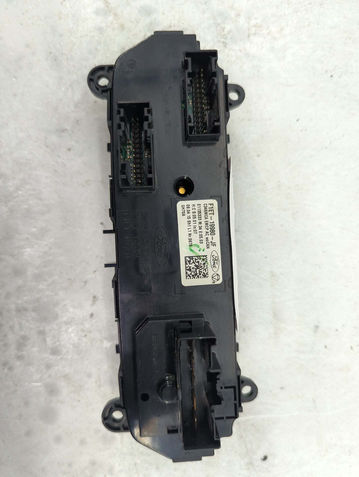 2015-2018 Ford Focus Climate Control Module Temperature AC/Heater Replacement P/N:F1ET-19980-JF Fits Fits 2015 2016 2017 201