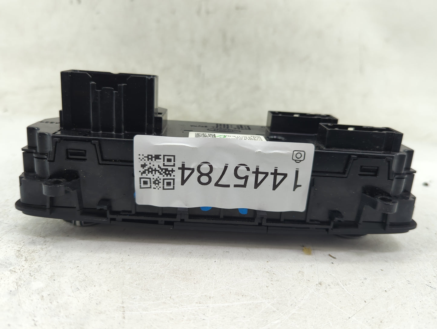 2015-2018 Ford Focus Climate Control Module Temperature AC/Heater Replacement P/N:F1ET-19980-JF Fits Fits 2015 2016 2017 201