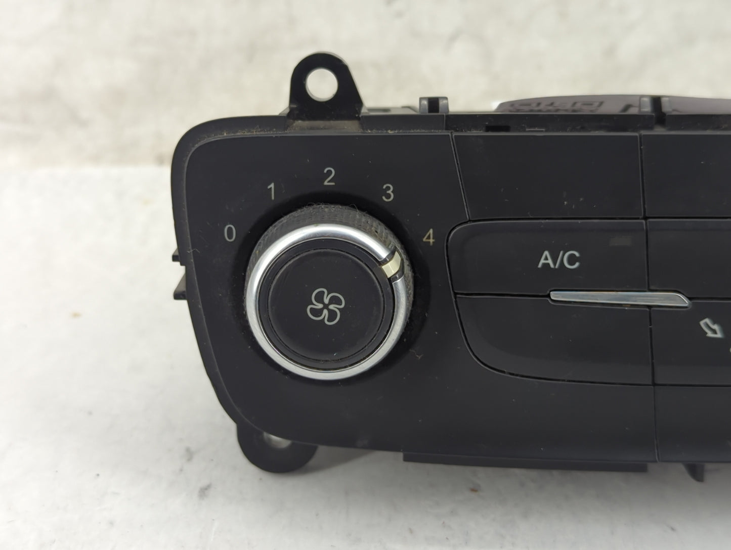 2015-2018 Ford Focus Climate Control Module Temperature AC/Heater Replacement P/N:F1ET-19980-JF Fits Fits 2015 2016 2017 201