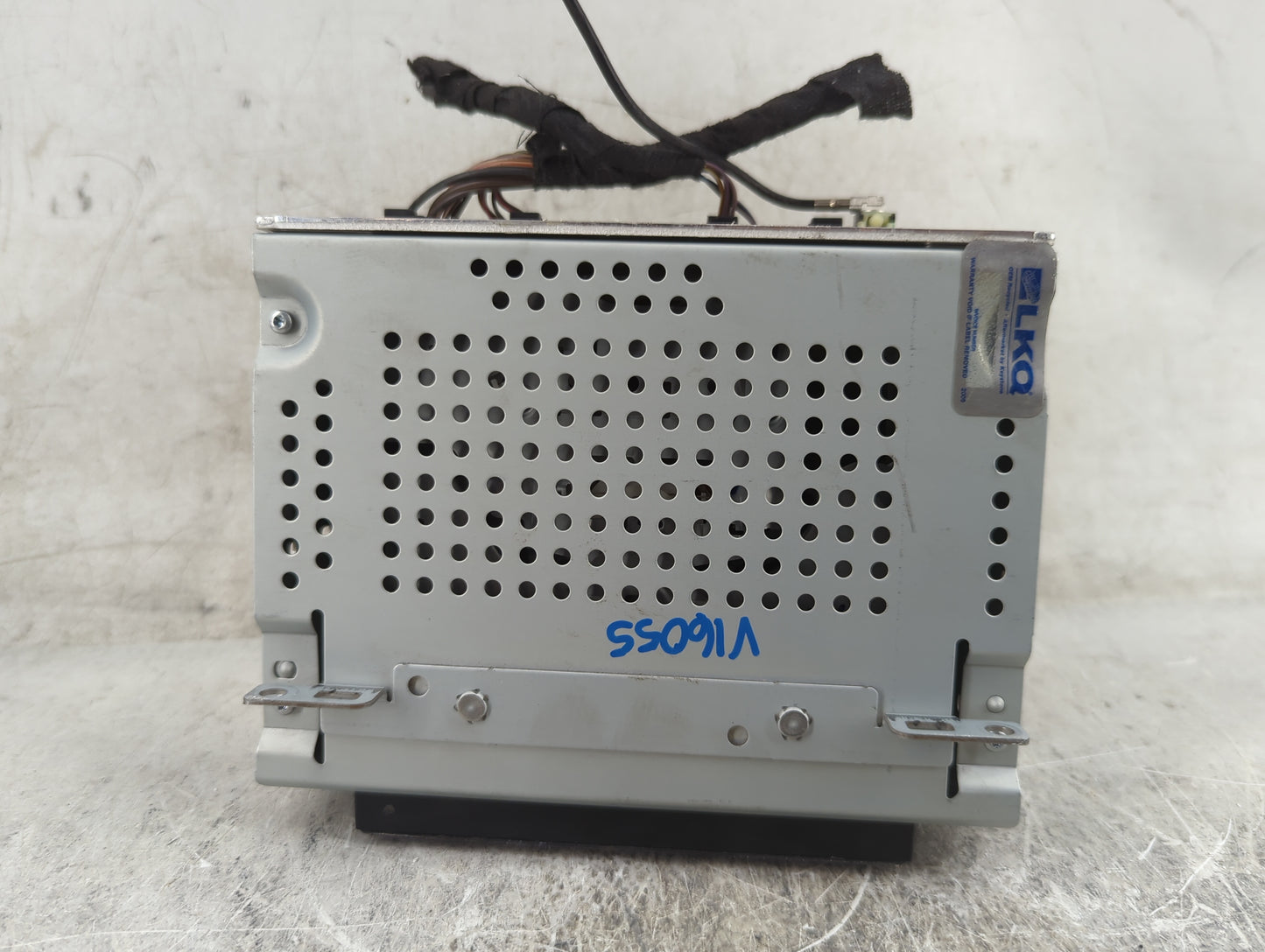 2015-2016 Ford Focus Radio AM FM Cd Player Receiver Replacement P/N:FM5T-19C107-HB C6AT048854 Fits Fits 2015 2016 OEM Used A