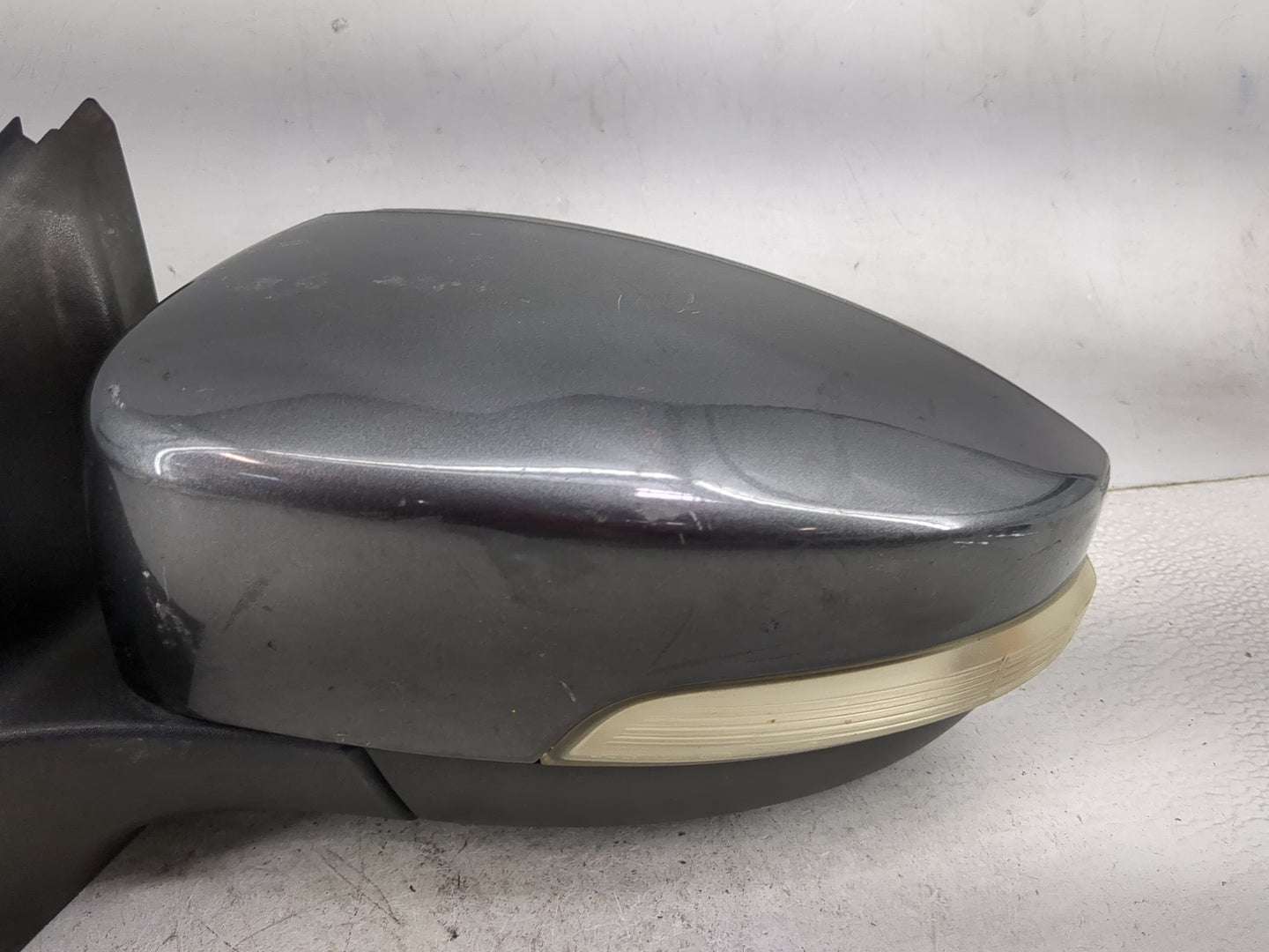 2015-2018 Ford Focus Driver Side View Mirror - Left Door Mirror OEM Used - Oemusedautoparts1.com