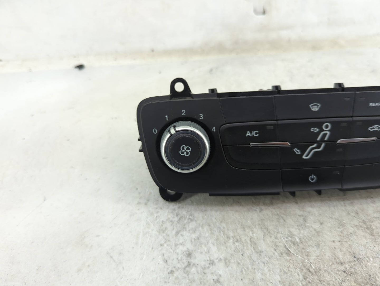 2015-2018 Ford Focus Climate Control Module Temperature AC/Heater Replacement P/N:F1ET C346 AC Fits Fits 2015 2016 2017 2018