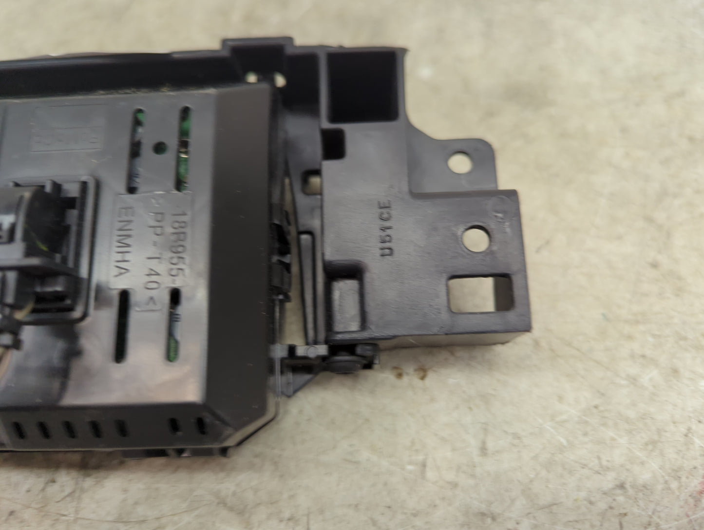 2015-2018 Ford Focus Information Display Screen 1488176 - Oemusedautoparts1.com
