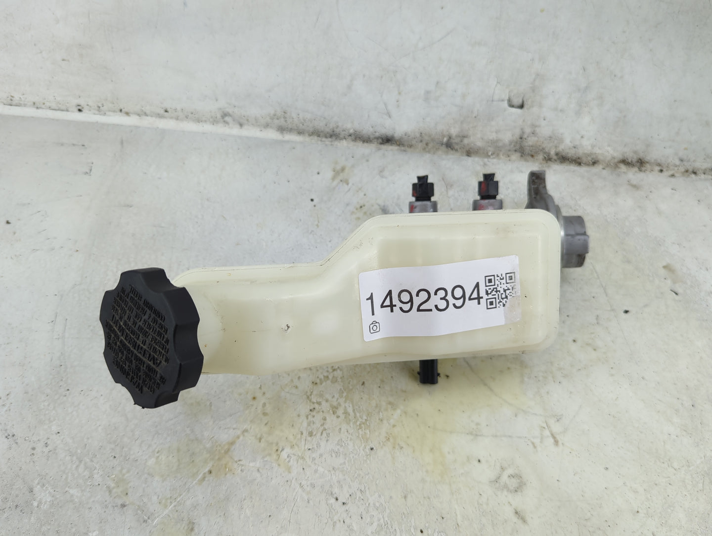 2012-2018 Ford Focus Brake Master Cylinder 1492394 - Oemusedautoparts1.com