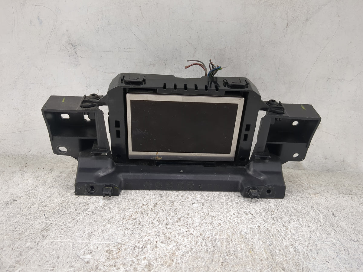 2015-2018 Ford Focus Information Radio Display Screen 1495001 - Oemusedautoparts1.com