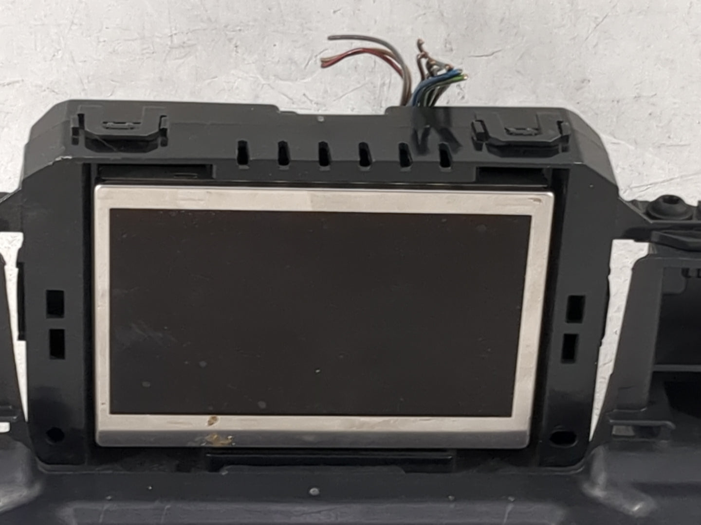 2015-2018 Ford Focus Information Display Screen 1495001 - Oemusedautoparts1.com