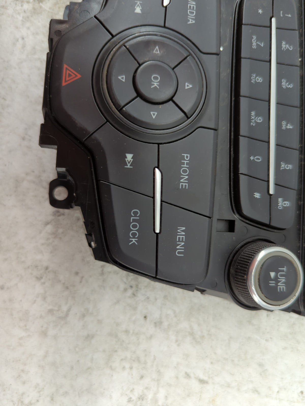 2015-2018 Ford Focus Radio Control Panel 1501241 - Oemusedautoparts1.com