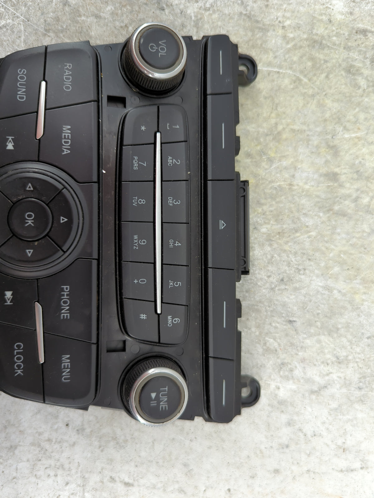 2015-2018 Ford Focus Radio Control Panel 1501241 - Oemusedautoparts1.com