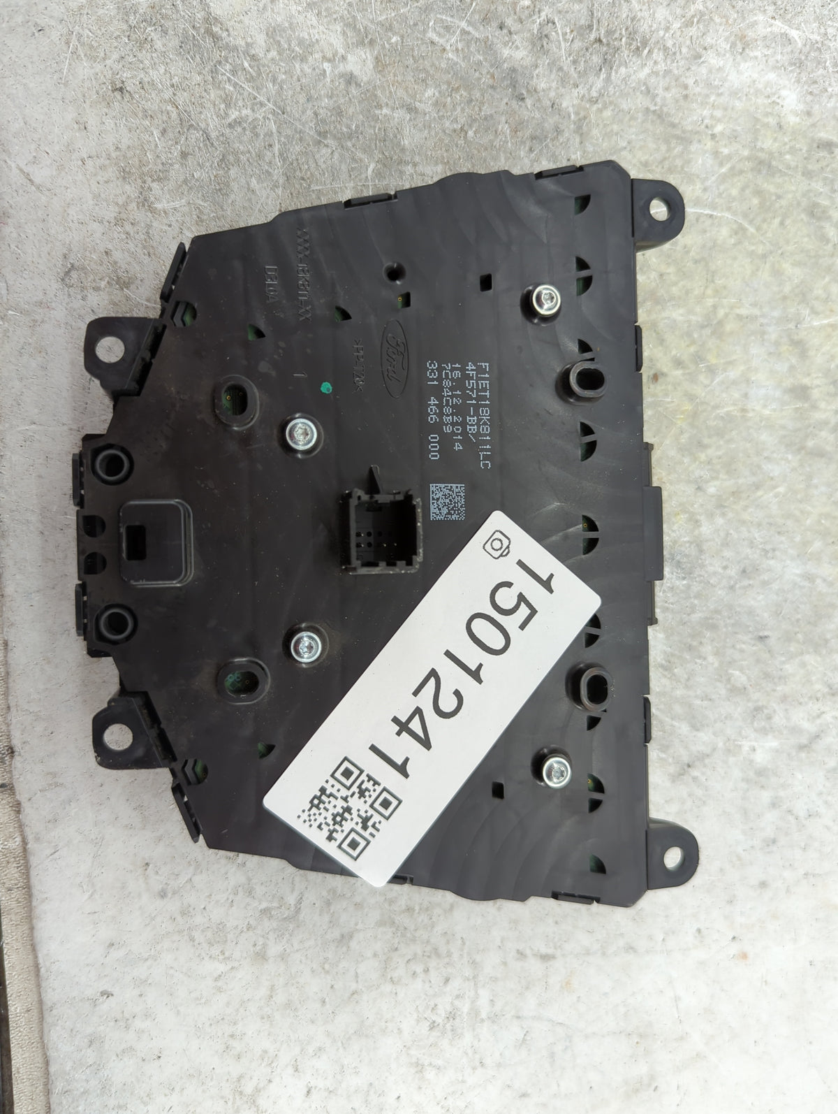 2015-2018 Ford Focus Radio Control Panel 1501241 - Oemusedautoparts1.com