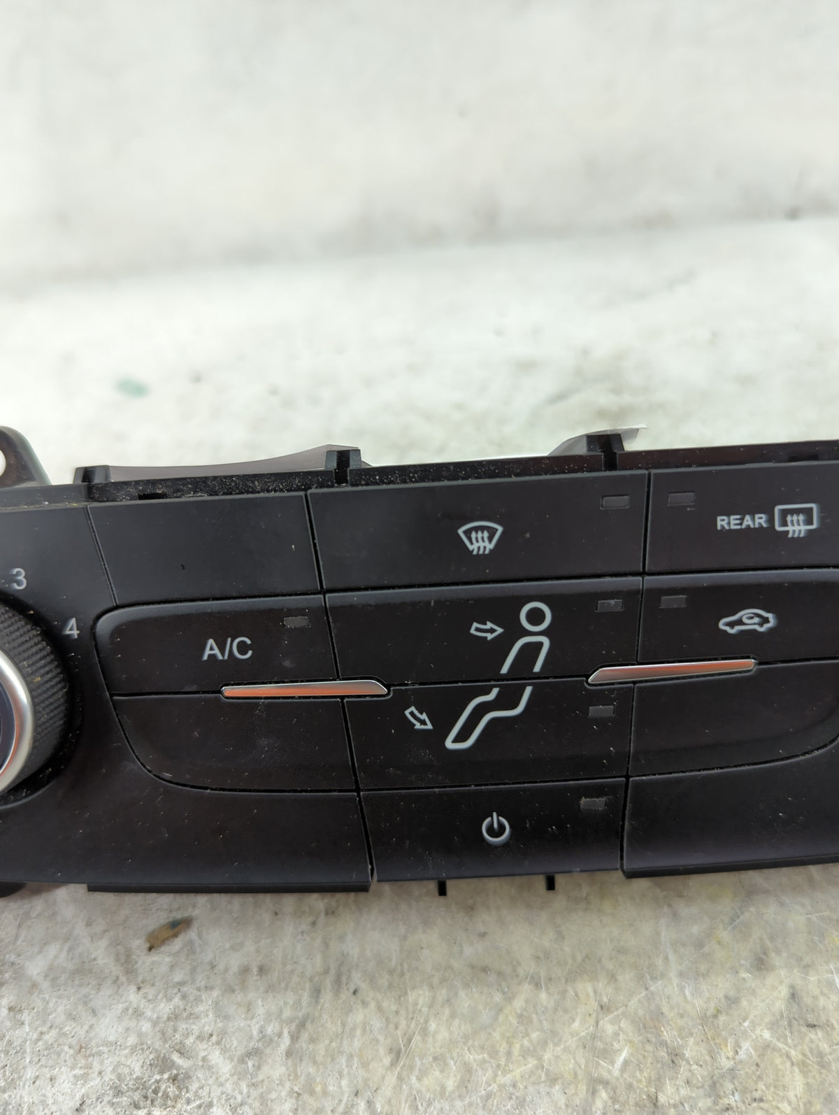 2015-2018 Ford Focus Climate Control Module Temperature AC/Heater Replacement P/N:F1ET-19980-JJ F1ET-18549 Fits OEM Used Aut