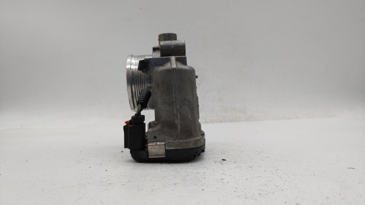 2014-2018 Ford Focus Throttle Body P/N:DS7E-9F991-BB Fits Fits 2014 2015 2016 2017 2018 2019 OEM Used Auto Parts - Oemusedau