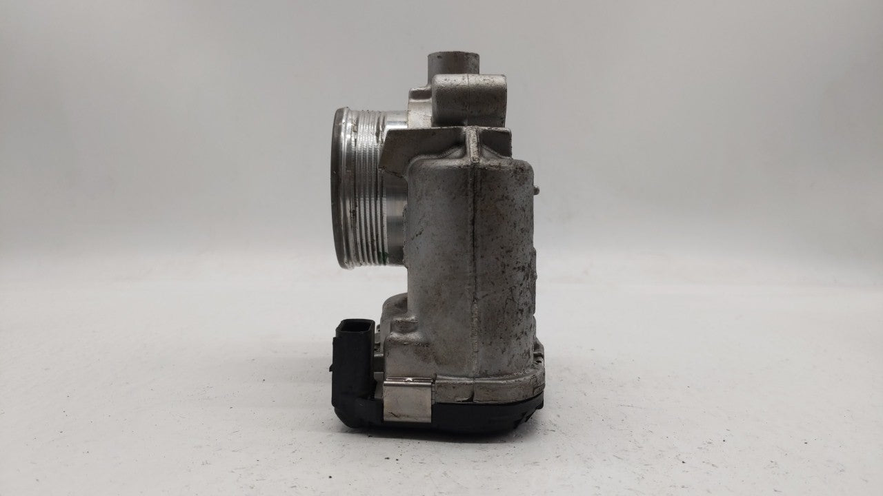 2014-2018 Ford Focus Throttle Body P/N:DS7E-9F991-BB Fits Fits 2014 2015 2016 2017 2018 2019 OEM Used Auto Parts - Oemusedau