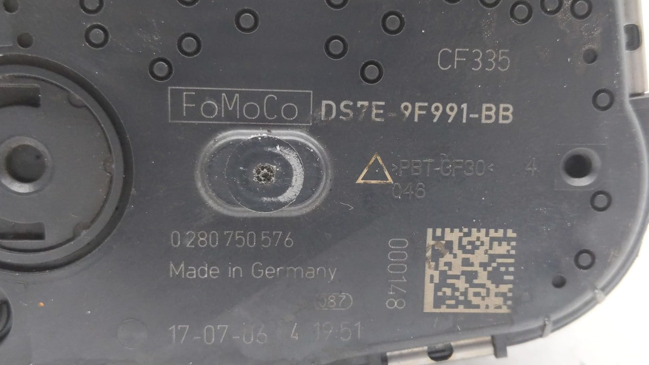 2014-2018 Ford Focus Throttle Body P/N:DS7E-9F991-BB Fits Fits 2014 2015 2016 2017 2018 2019 OEM Used Auto Parts - Oemusedau