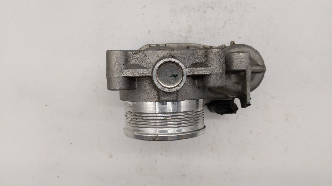 2014-2018 Ford Focus Throttle Body P/N:DS7E-9F991-BB Fits Fits 2014 2015 2016 2017 2018 2019 OEM Used Auto Parts - Oemusedau