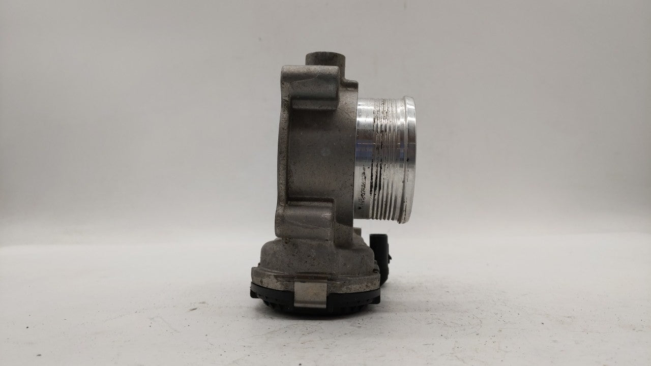 2014-2018 Ford Focus Throttle Body P/N:DS7E-9F991-BB Fits Fits 2014 2015 2016 2017 2018 2019 OEM Used Auto Parts - Oemusedau