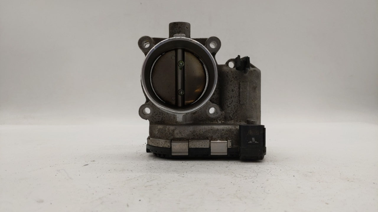 2014-2018 Ford Focus Throttle Body P/N:DS7E-9F991-BB Fits Fits 2014 2015 2016 2017 2018 2019 OEM Used Auto Parts - Oemusedau