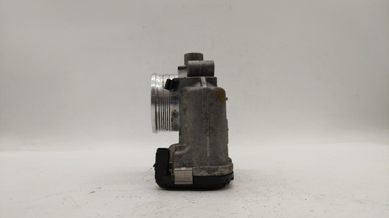 2014-2018 Ford Focus Throttle Body P/N:DS7E-9F991-BB Fits Fits 2014 2015 2016 2017 2018 2019 OEM Used Auto Parts - Oemusedau