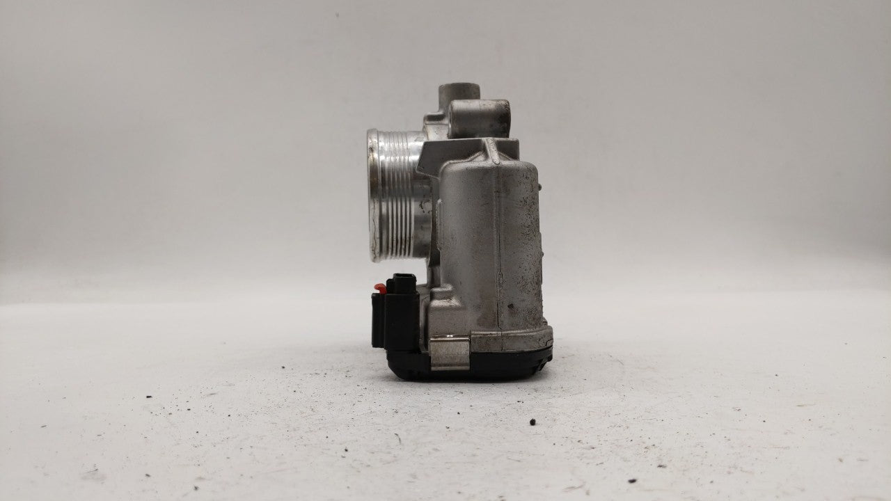 2014-2018 Ford Focus Throttle Body P/N:DS7E-9F991-BB Fits Fits 2014 2015 2016 2017 2018 2019 OEM Used Auto Parts - Oemusedau