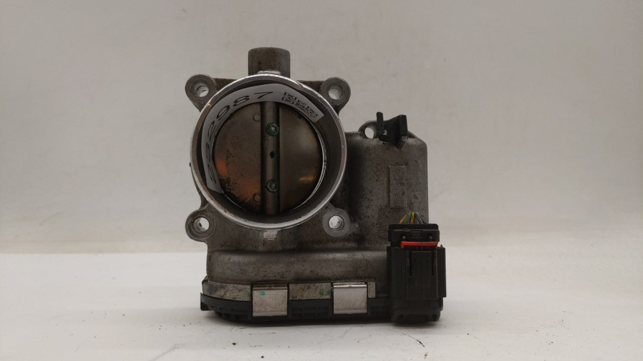 2014-2018 Ford Focus Throttle Body P/N:DS7E-9F991-BB Fits Fits 2014 2015 2016 2017 2018 2019 OEM Used Auto Parts - Oemusedau