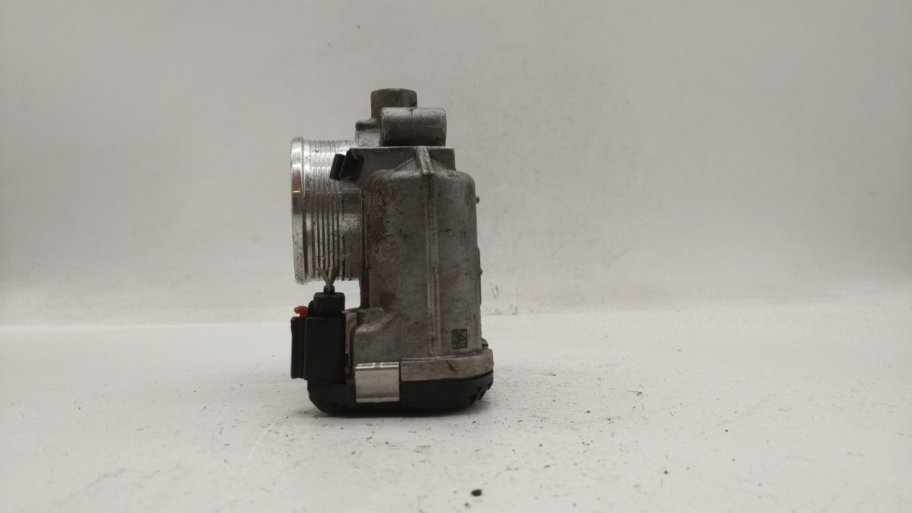 2014-2018 Ford Focus Throttle Body P/N:DS7E-9F991-BB Fits Fits 2014 2015 2016 2017 2018 2019 OEM Used Auto Parts - Oemusedau