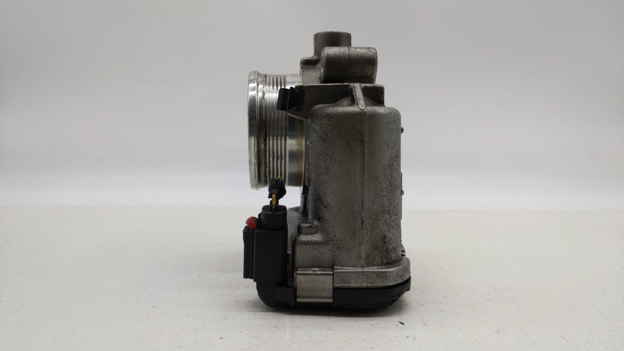 2014-2018 Ford Focus Throttle Body P/N:DS7E-9F991-BB Fits Fits 2014 2015 2016 2017 2018 2019 OEM Used Auto Parts - Oemusedau