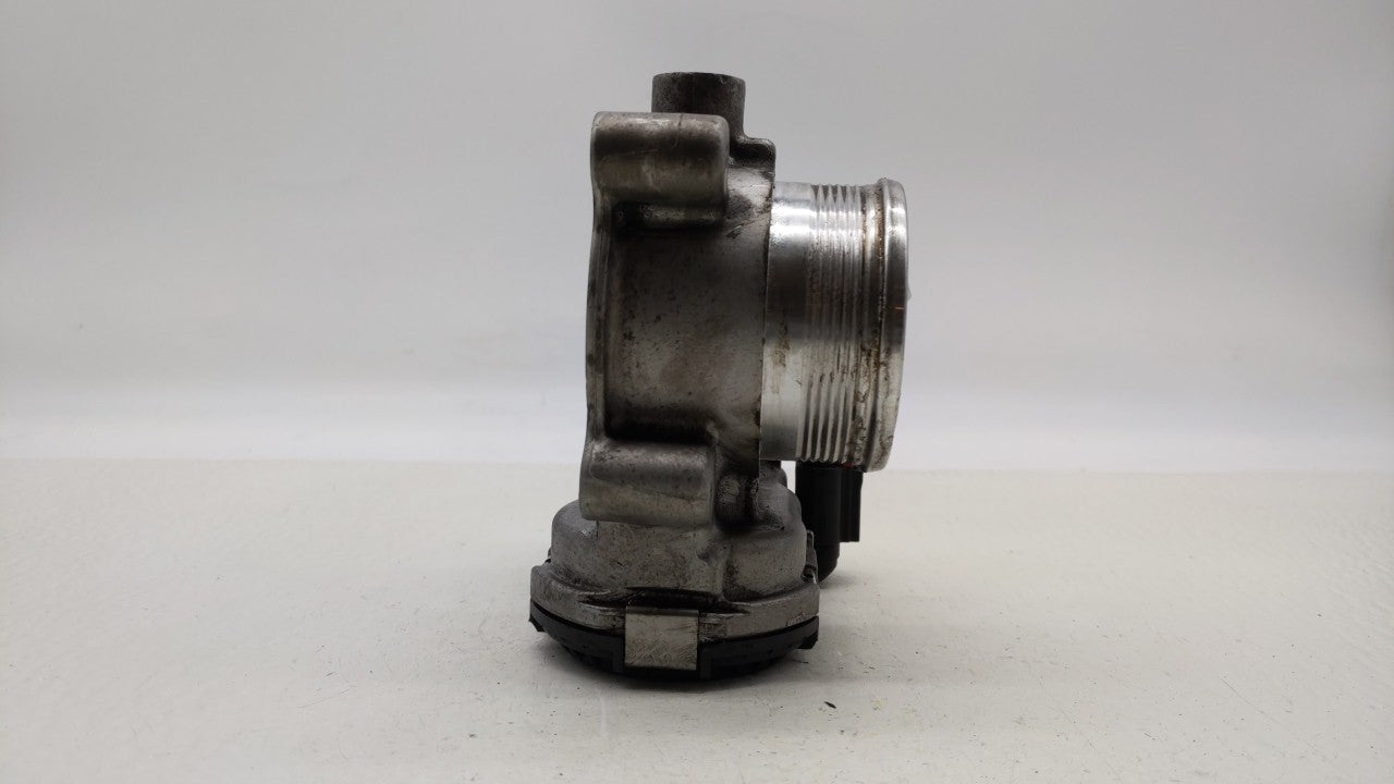 2014-2018 Ford Focus Throttle Body P/N:DS7E-9F991-BB Fits Fits 2014 2015 2016 2017 2018 2019 OEM Used Auto Parts - Oemusedau