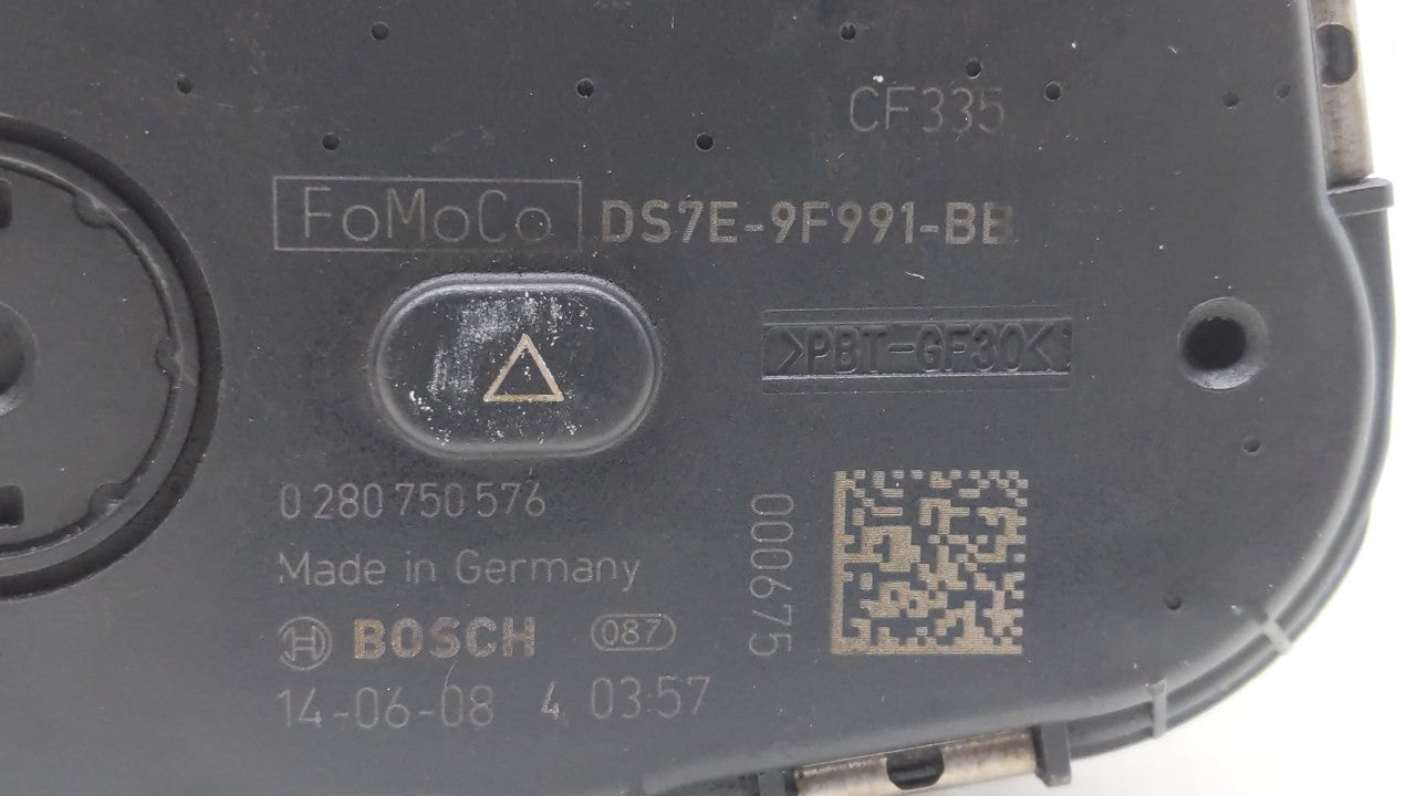 2014-2018 Ford Focus Throttle Body P/N:DS7E-9F991-BB Fits Fits 2014 2015 2016 2017 2018 2019 OEM Used Auto Parts - Oemusedau