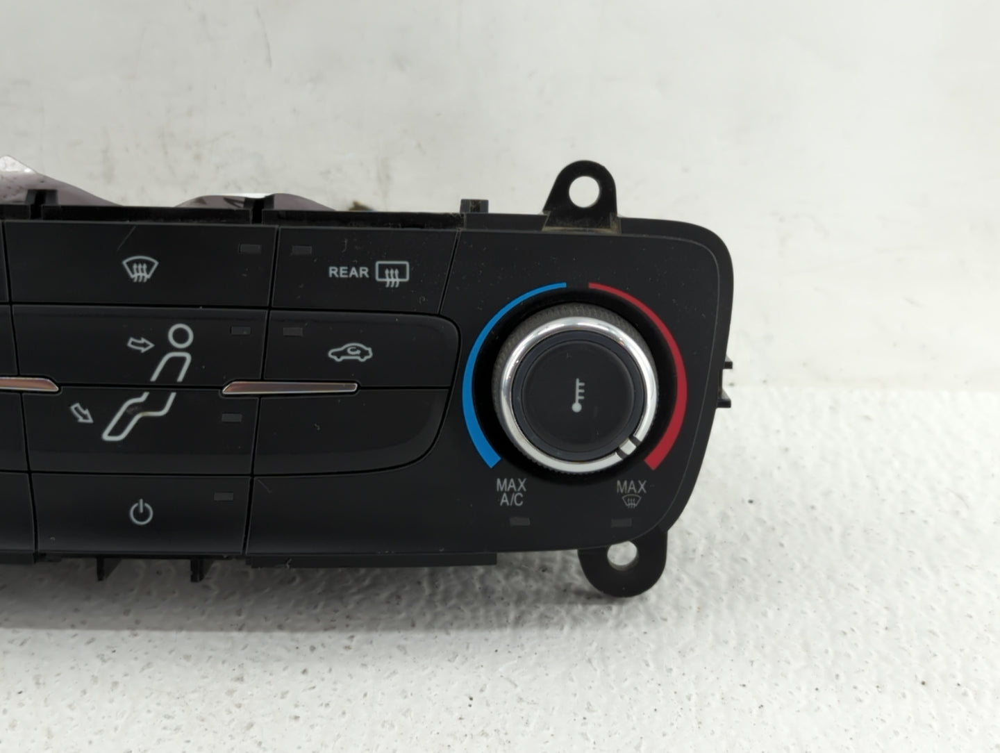 2015-2018 Ford Focus Climate Control Module Temperature AC/Heater Replacement P/N:F1ET-19980-LJ F1ET-19980-JF Fits OEM Used 