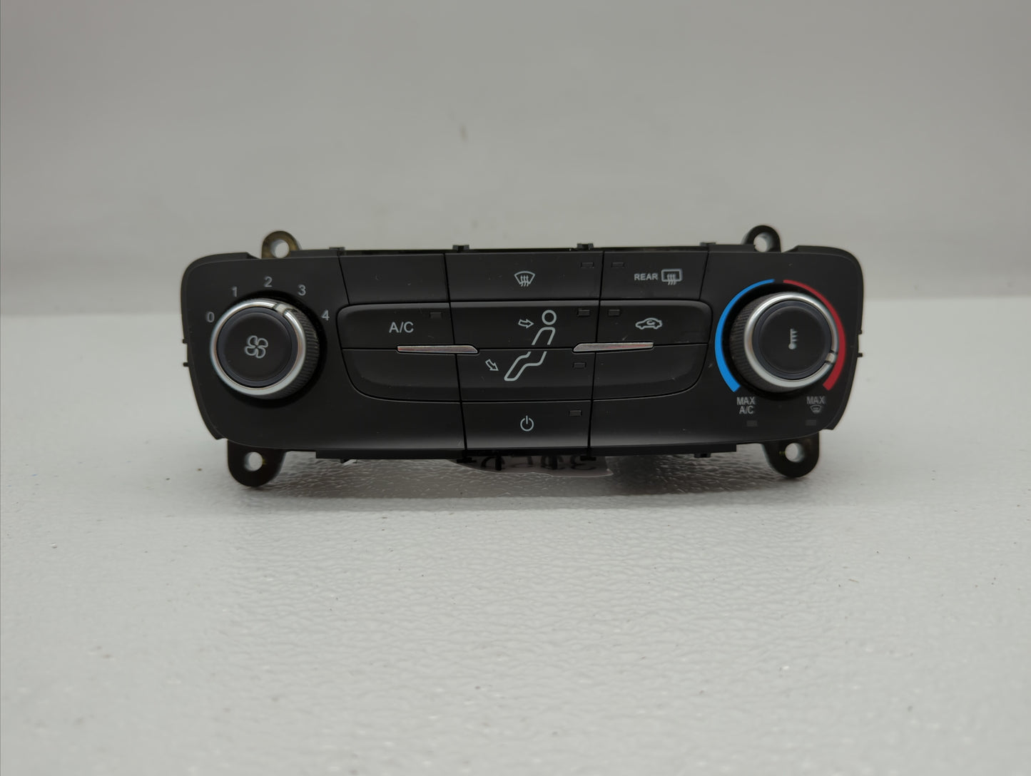 2015-2018 Ford Focus Climate Control Module Temperature AC/Heater Replacement P/N:F1ET-19980-JG F1ET-19980-LJ Fits OEM Used 