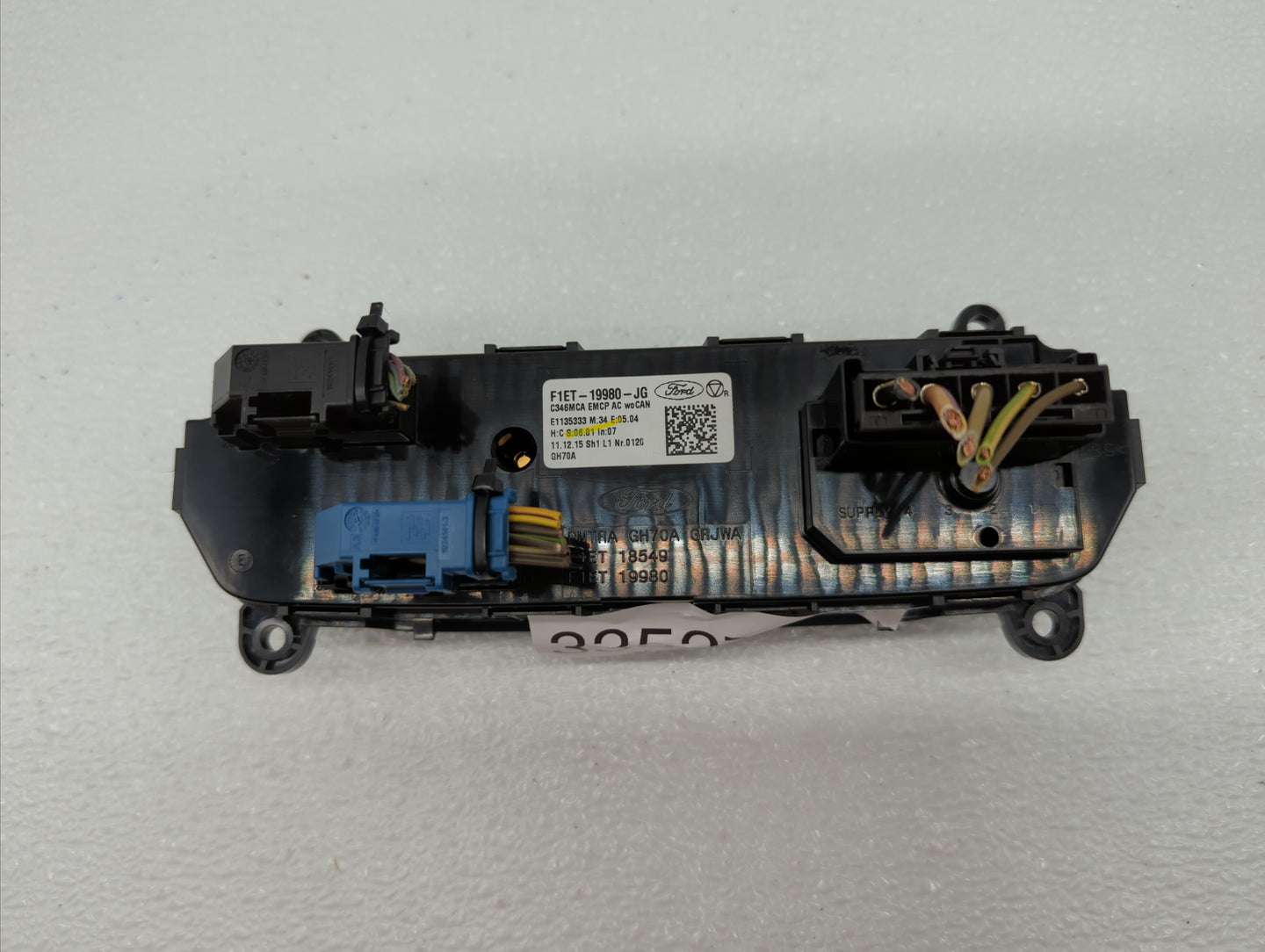 2015-2018 Ford Focus Climate Control Module Temperature AC/Heater Replacement P/N:F1ET-19980-JG F1ET-19980-LJ Fits OEM Used 