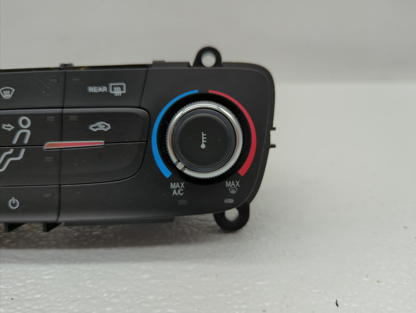 2015-2018 Ford Focus Climate Control Module Temperature AC/Heater Replacement P/N:F1ET-19980-LJ F1ET-19980-JF Fits OEM Used 