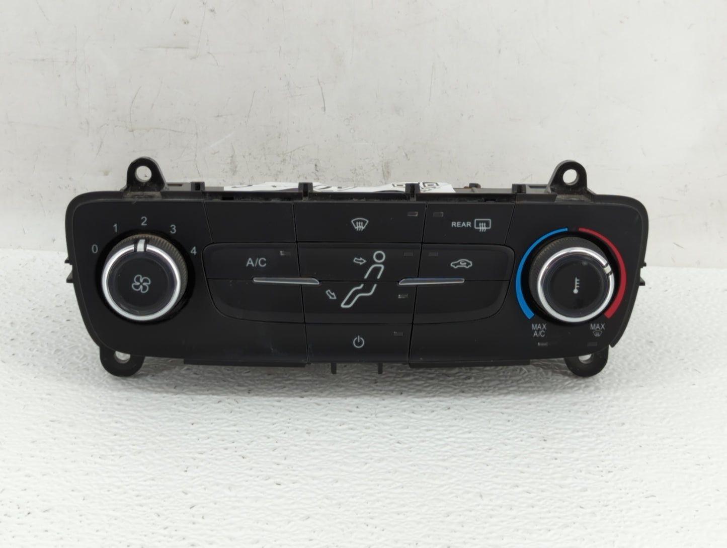 2015-2018 Ford Focus Climate Control Module Temperature AC/Heater Replacement P/N:F1ET-19980-JG F1ET-19980-LJ Fits OEM Used 