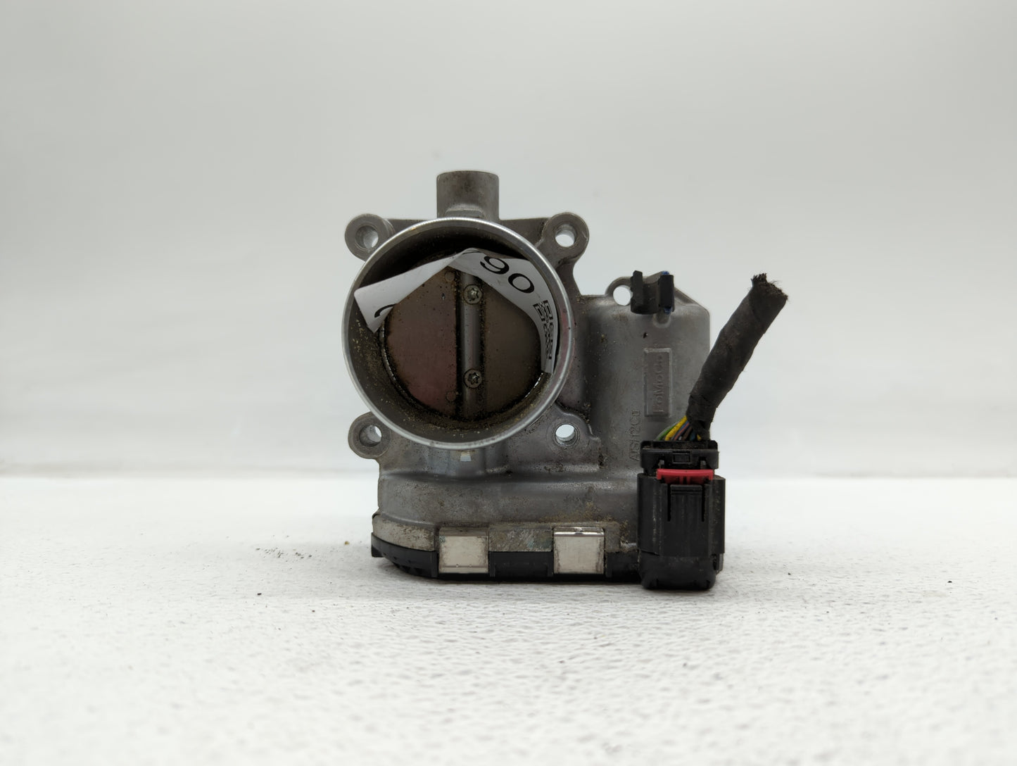 2014-2018 Ford Focus Throttle Body P/N:DS7E-9F991-BB Fits Fits 2014 2015 2016 2017 2018 2019 OEM Used Auto Parts - Oemusedau