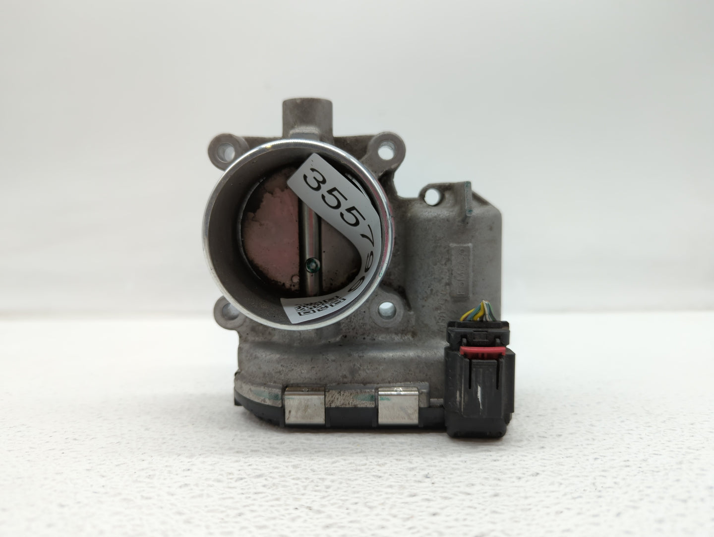 2014-2018 Ford Focus Throttle Body P/N:DS7E-9F991-BB Fits Fits 2014 2015 2016 2017 2018 2019 OEM Used Auto Parts - Oemusedau