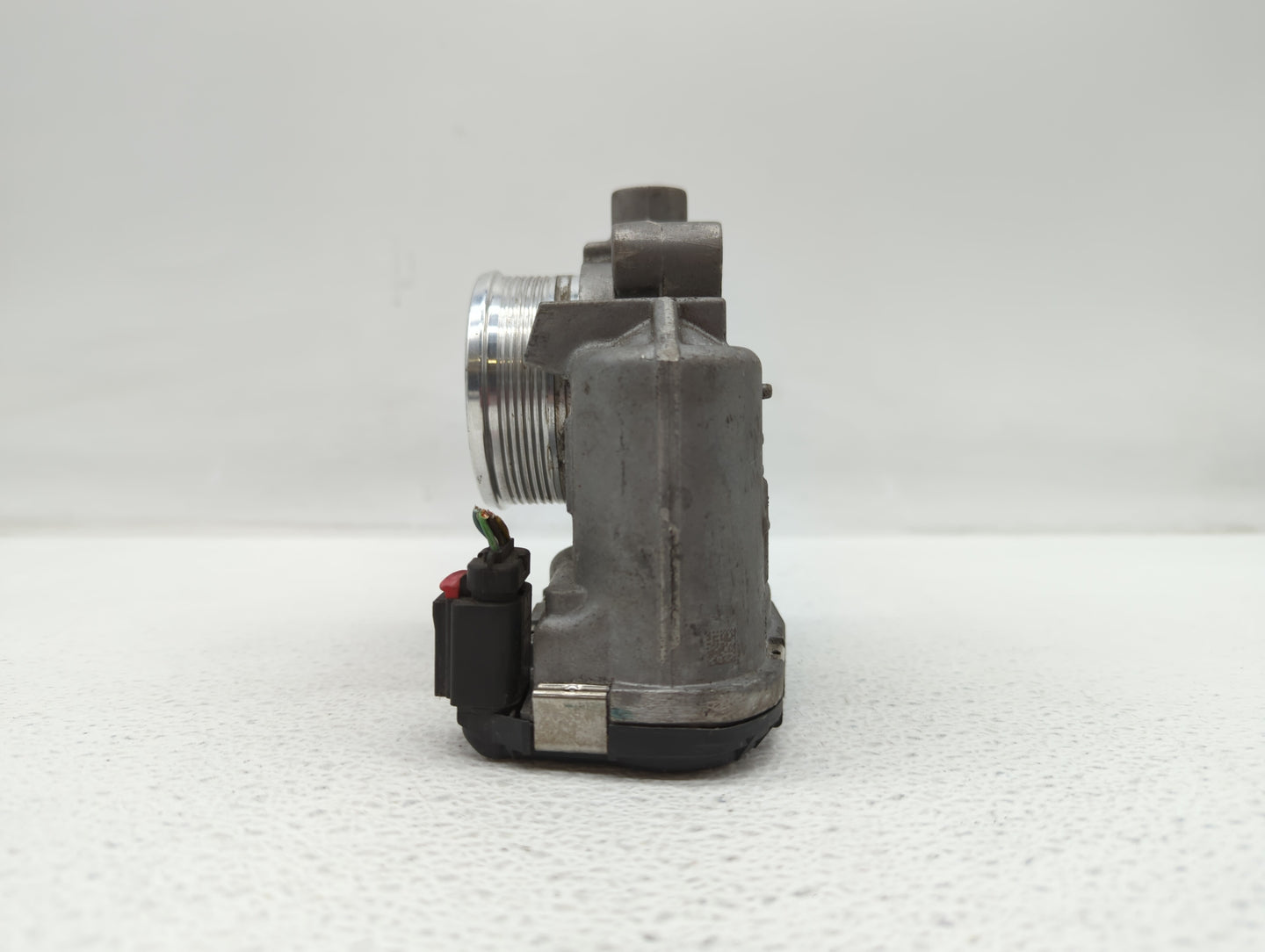 2014-2018 Ford Focus Throttle Body P/N:DS7E-9F991-BB Fits Fits 2014 2015 2016 2017 2018 2019 OEM Used Auto Parts - Oemusedau