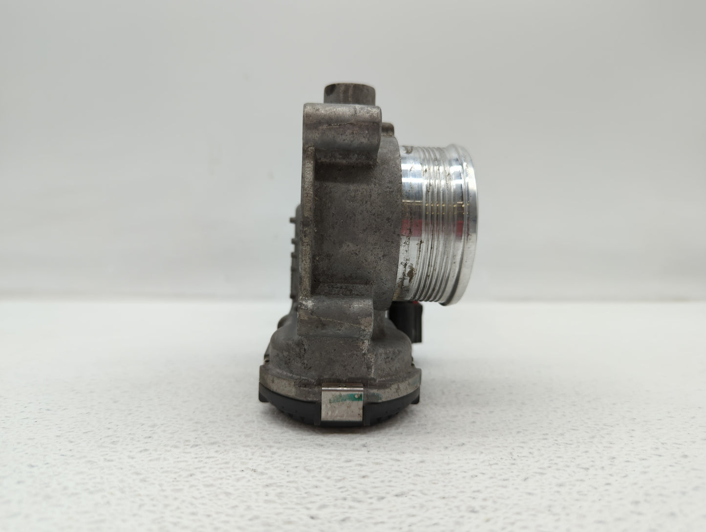 2014-2018 Ford Focus Throttle Body P/N:DS7E-9F991-BB Fits Fits 2014 2015 2016 2017 2018 2019 OEM Used Auto Parts - Oemusedau
