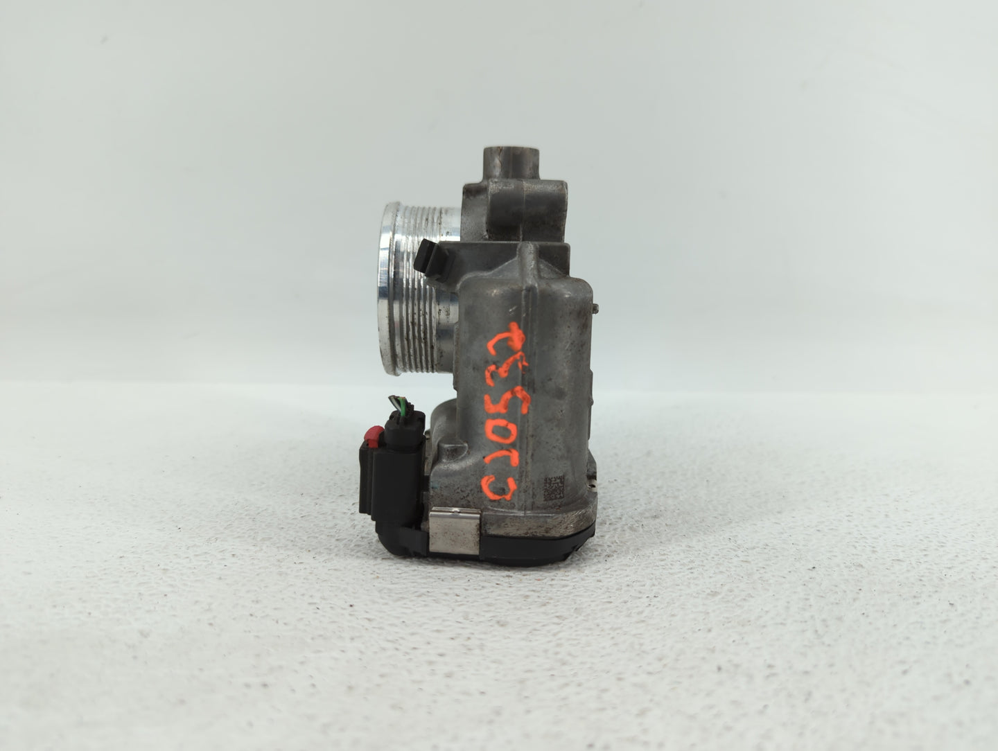 2014-2018 Ford Focus Throttle Body P/N:DS7E-9F991-BB Fits Fits 2014 2015 2016 2017 2018 2019 OEM Used Auto Parts - Oemusedau