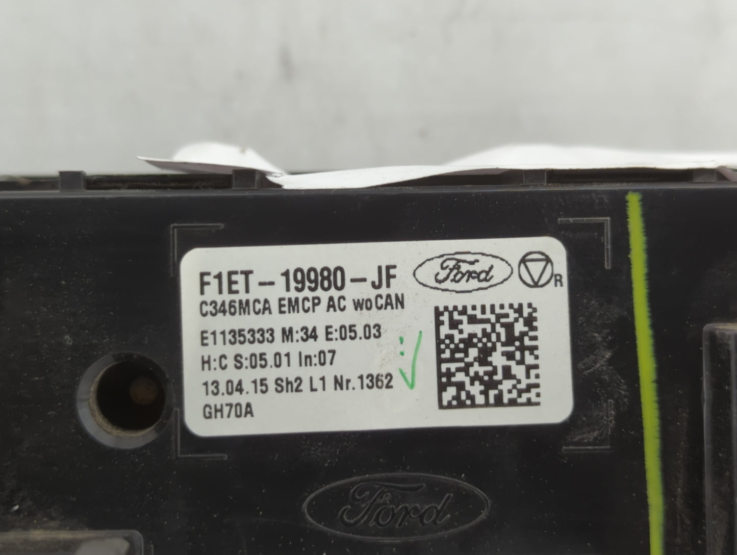 2015-2018 Ford Focus Climate Control Module Temperature AC/Heater Replacement P/N:F1ET-18K811-KD F1ET-18549 Fits OEM Used Au