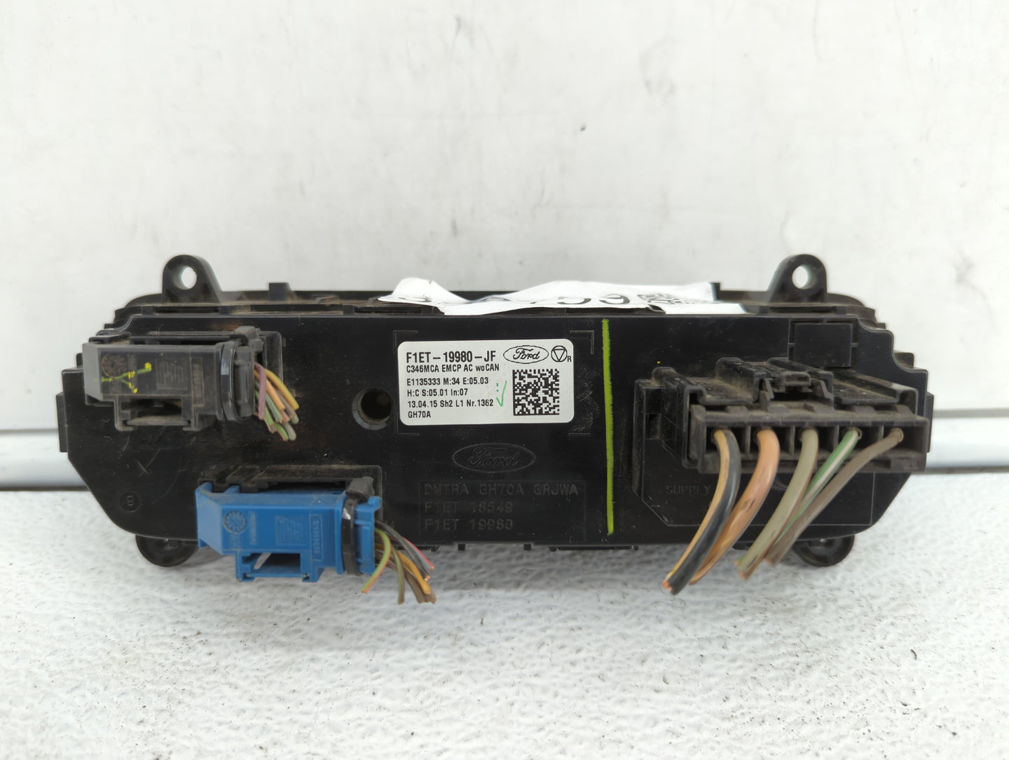 2015-2018 Ford Focus Climate Control Module Temperature AC/Heater Replacement P/N:F1ET-18K811-KD F1ET-18549 Fits OEM Used Au